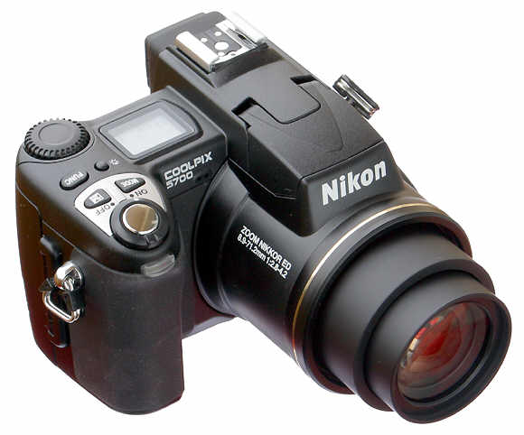 Фотоаппарат Nikon Coolpix E5700