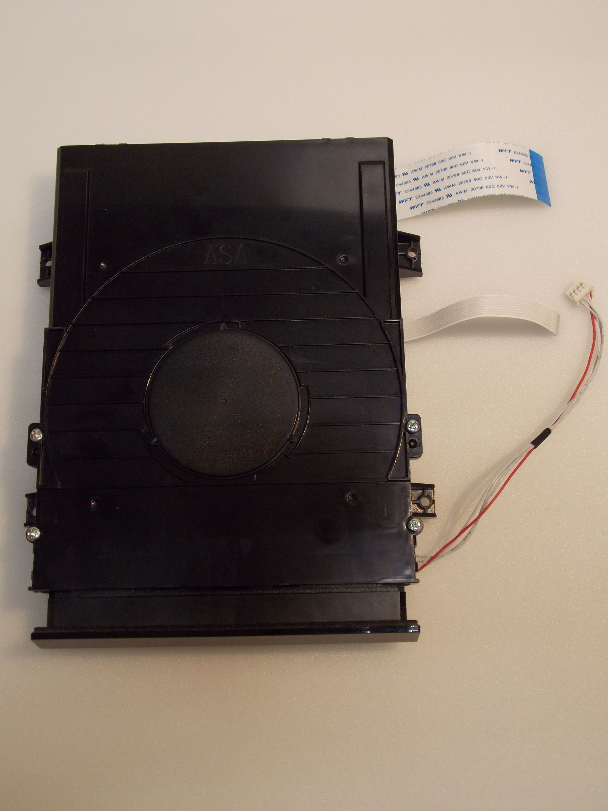 Привод дисков Blu-Ray Disc от Philips BDP3385K